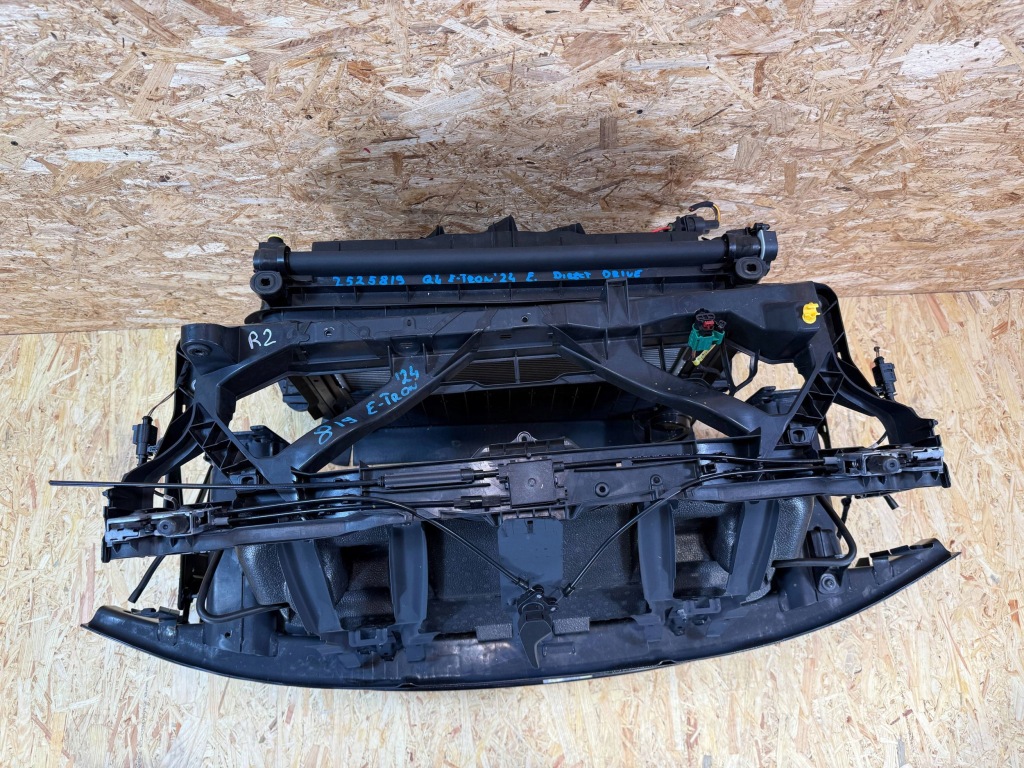 фото №8, Pas передній підсилювач балка радіатор audi q4 e-tron 89a 2021-