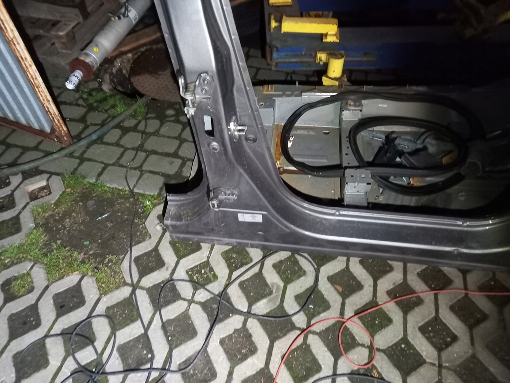 фото №1, Порог правый блок двигателя четверть renault captur ii 19-