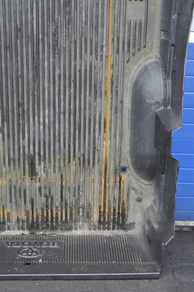 фото №9, Toyota tundra 2003 підлога багажника кузов