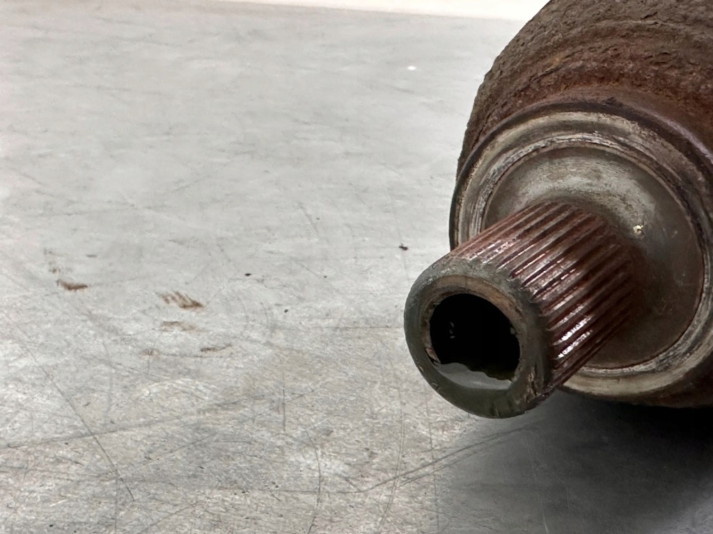 фото №6, Volkswagen passat cc 2016 перед сторона левая приводной вал передняя 3aa407271a