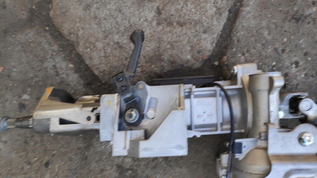 фото №8, Колонка рулевая renault clio iv 6700002890a