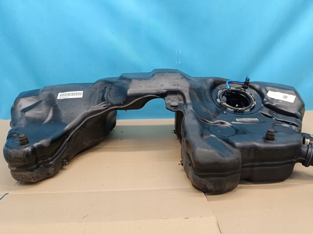 фото №9, Audi a5 f5 sportback quattro 4x4 2.0 tdi 2018 r бак топлива 8w6201021an