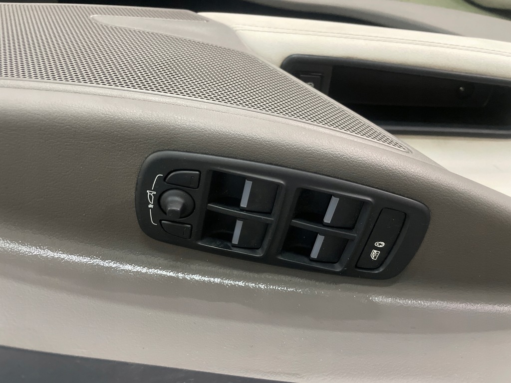 фото №8, Jaguar xe сиденья заднее сиденье обшивки europa салон светлый кожа электрика