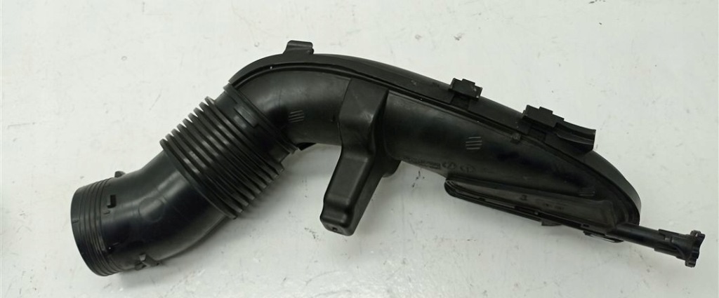 фото №1, Впуск труба резонатор повітря citroen c5 iii x7 2.7 3.0 hdi 9654974180