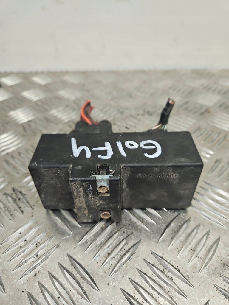 фото №1, Volkswagen golf iv 2001 блок управления / модуль вентиляторов