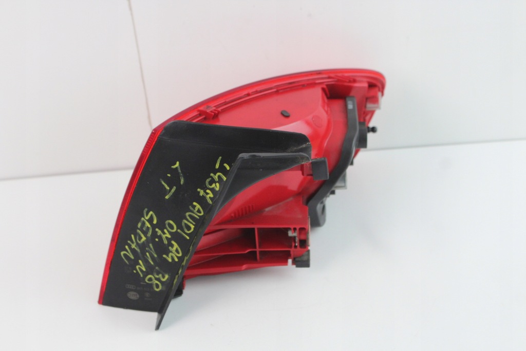 фото №5, Лампа лівий задня audi a4 b8 sedan 07-11r