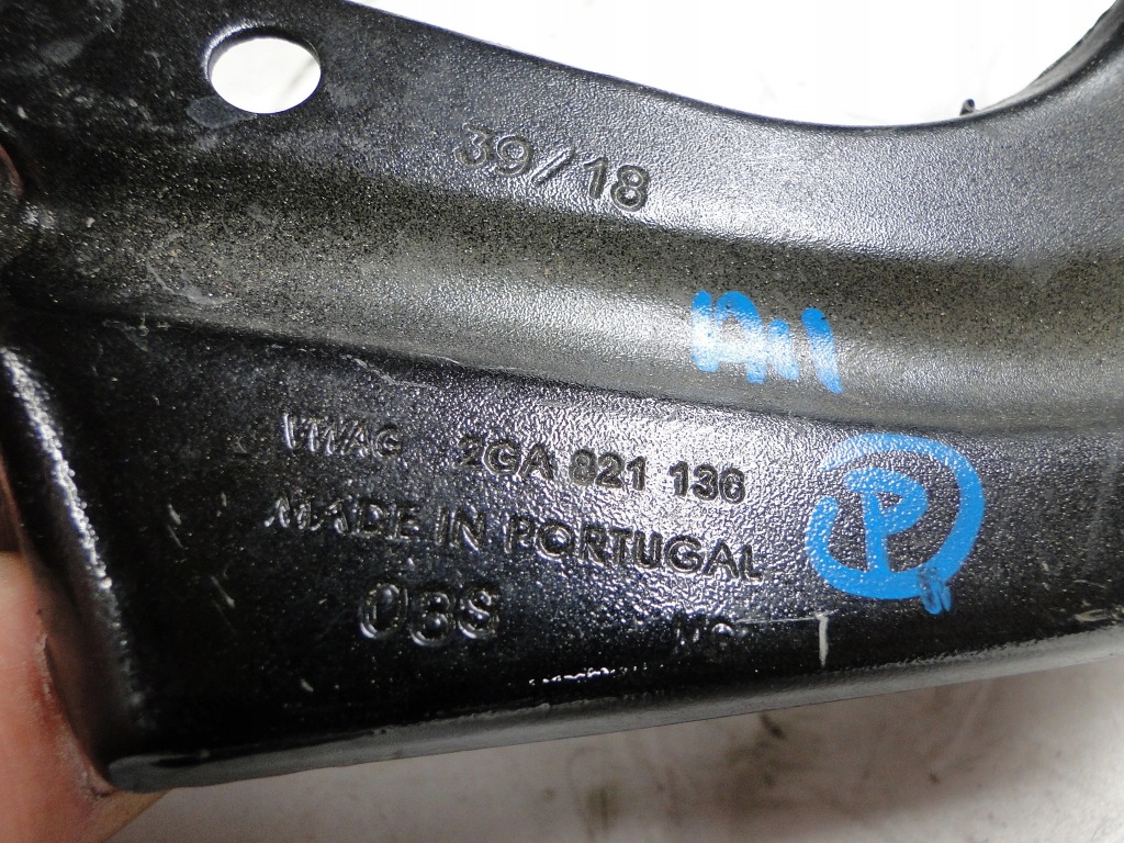 фото №5, Кронштейн крила vw t-roc 2ga 2ga821136 2ga821135