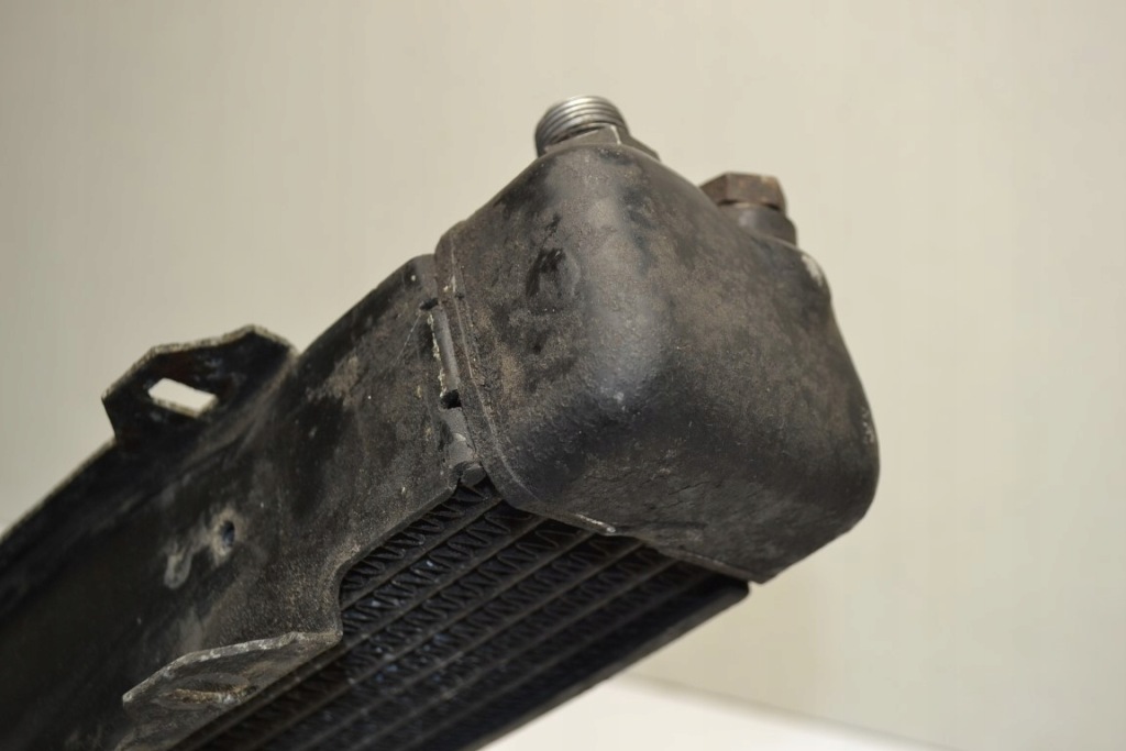 Mercedes w116 r107 w107 радіатор оливи двигуна Зі Шроту