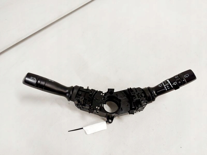 фото №1, Hyundai i40 переключатель комбинированный переключатели подрулевой переключатель