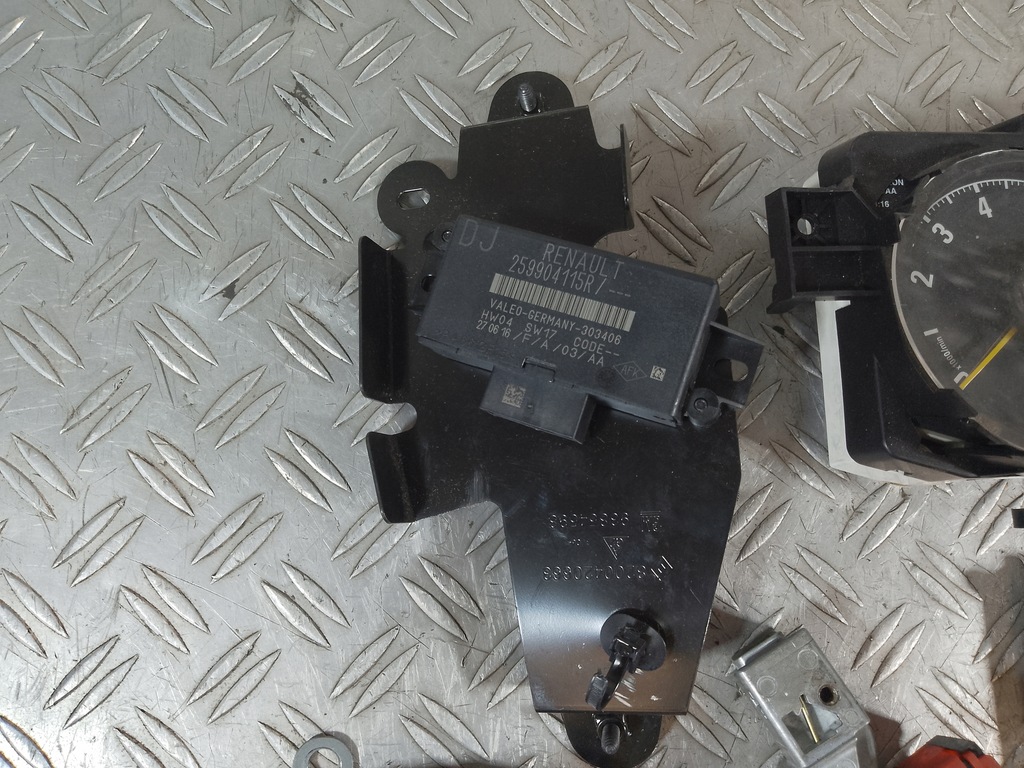 фото №8, Opel vivaro 1.6 15- бортовий комп'ютер блок керування двигуна 237103888r