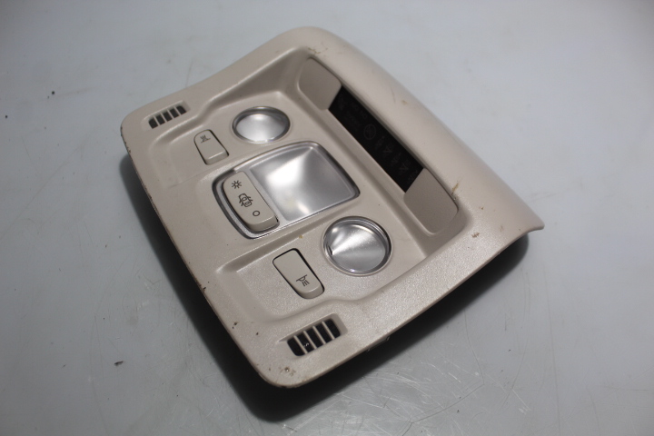 фото №1, Освітлення кабіни перед citroen c3 iii