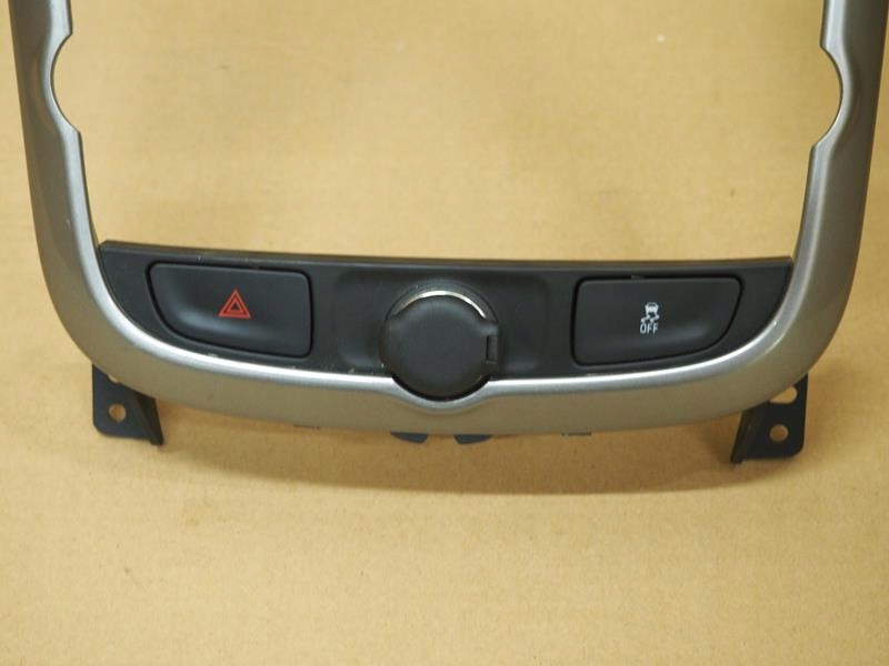 фото №3, Рамка радио середина панели chevrolet malibu