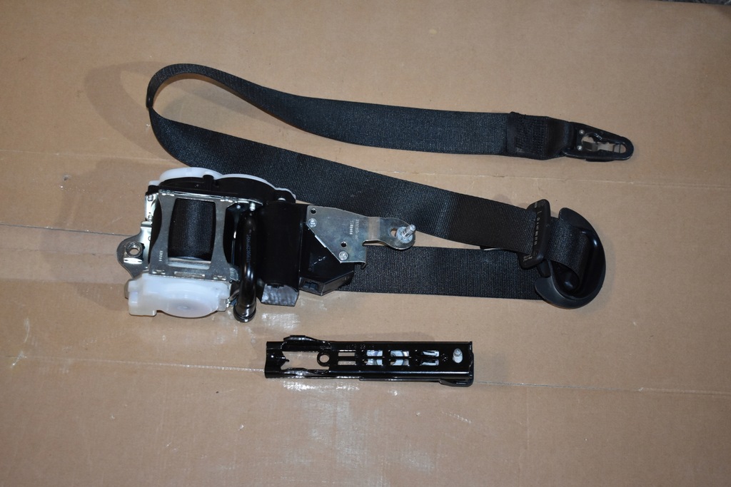 фото №1, Idealny pas натягувач лівий mercedes gle gls w167 x167 1