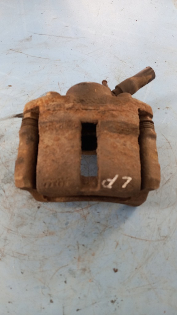 фото №1, Суппорт левый перед renault clio iii 06r