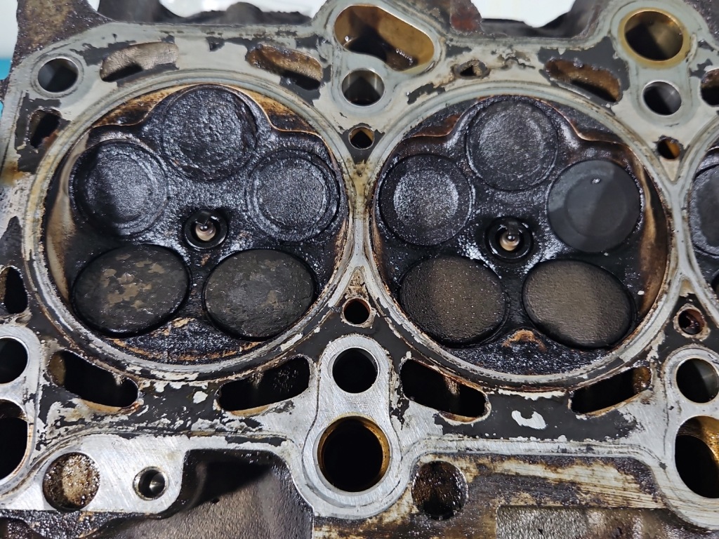 Головка валы комплект  vw sharan 1 1.8t 150km awc Оригинал