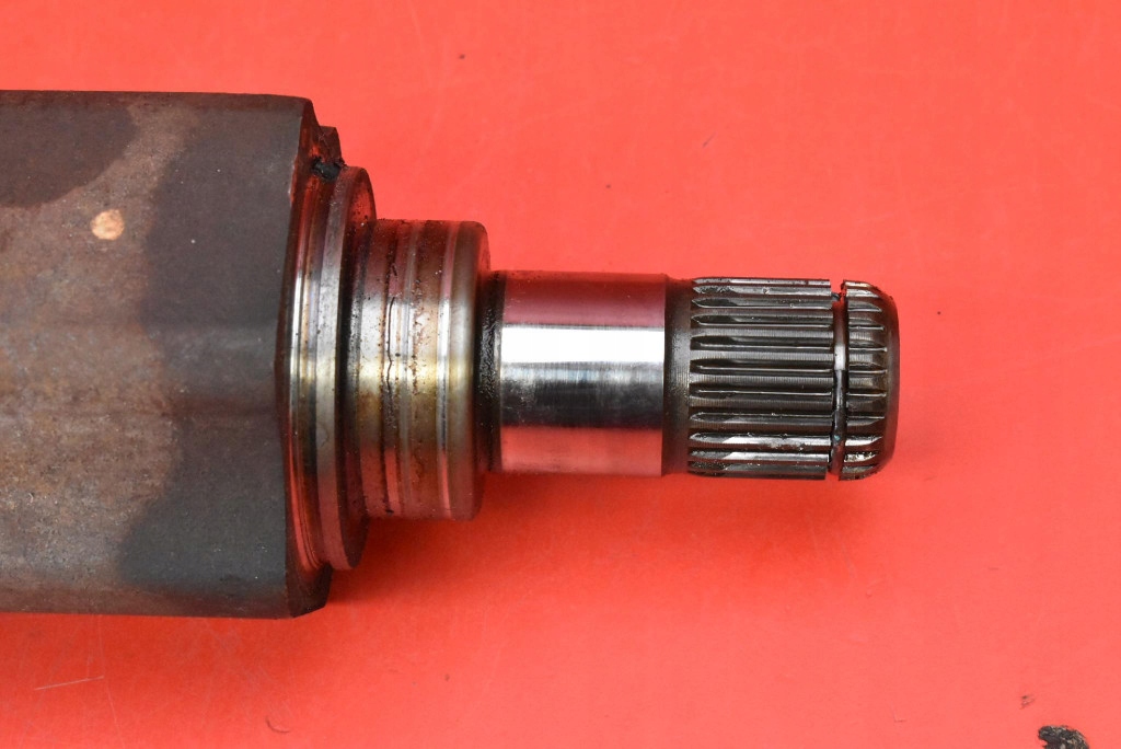 Приводной вал левая перед автоматическая коробка передач p762988101 bmw x5 f15 3.0i 306 km xdrive 13-18 в Украине