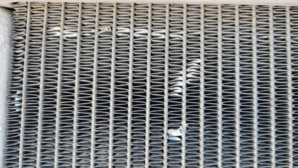 Купить Dodge challenger sxt 19r радиатор воды m143308g 834031769a