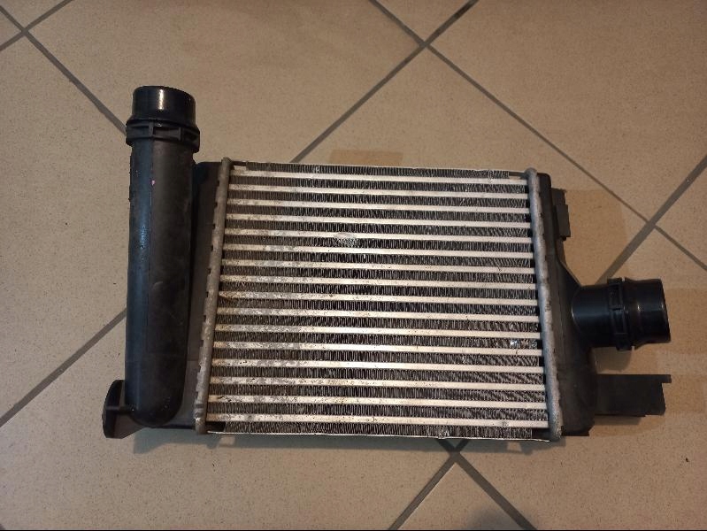 фото №1, Радиатор интеркулер renault clio duster captur