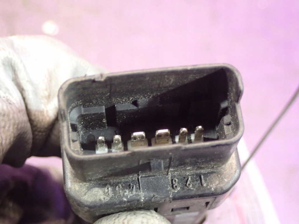 фото №5, Renault megane ii 02-06 модуль подъемника стекло задняя правый 6 pin