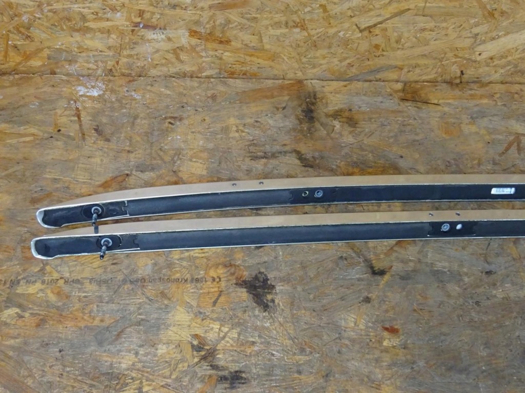 Audi a4 b8 универсал рейлинги кровельные правый  левое  комплект 8k9860021a 8k9860022a Киев