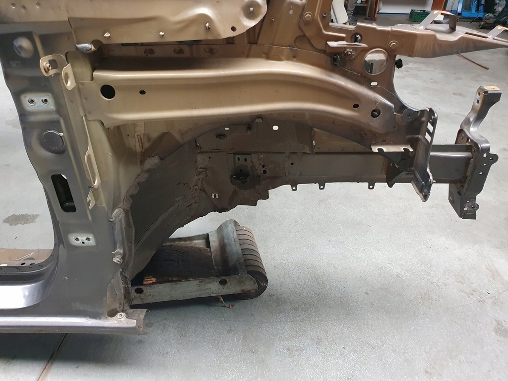 фото №11, Четверть перед лонжерон подкрылок левая правая citroen c4 picasso ii