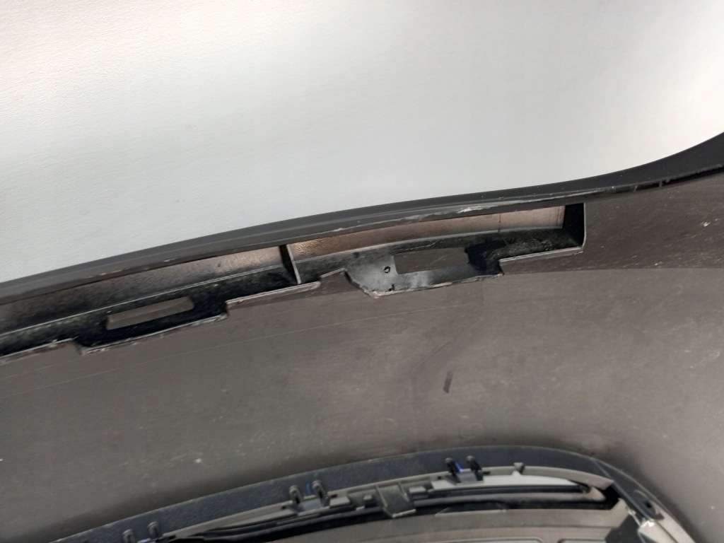 Tesla model 3 iii рестайлінг  highland 2023- бампер задній задній 1582570-02-a Зі Шроту