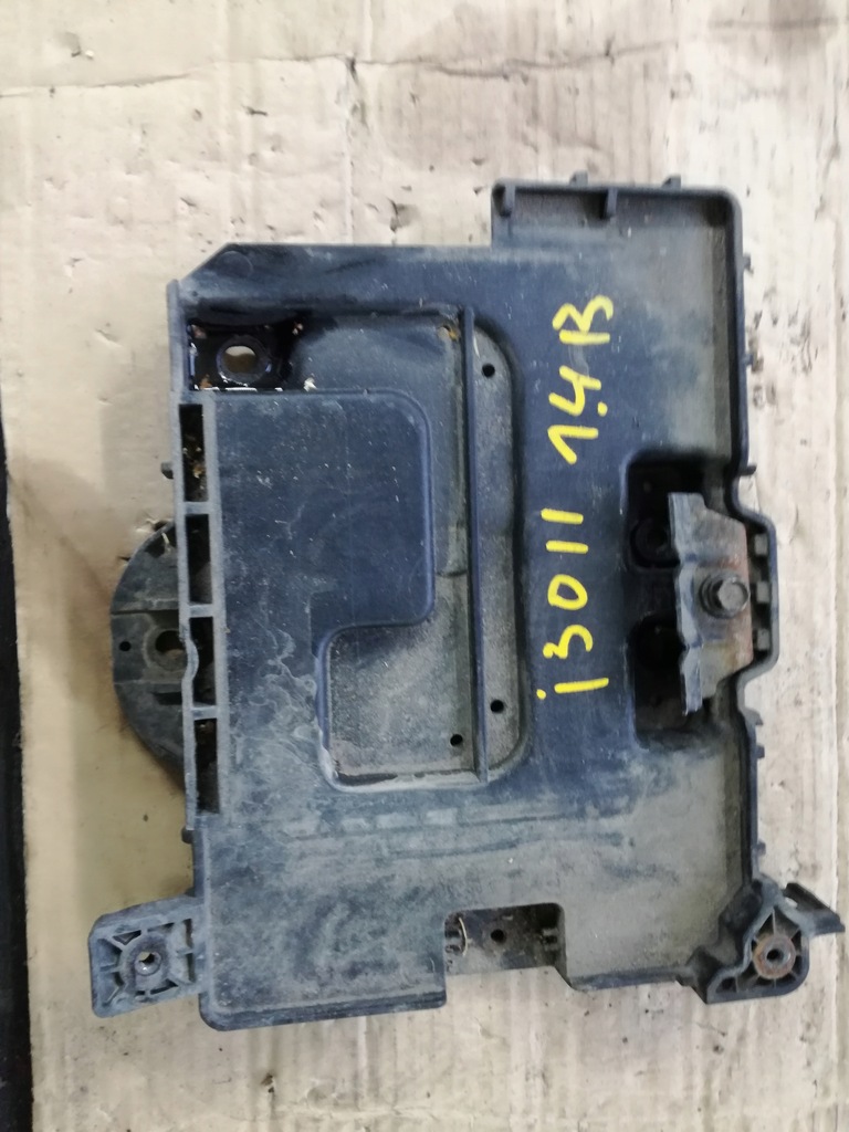 фото №1, Hyundai i30 ii 2012 -2016 rok основа pod акумулятор 37150-a5000