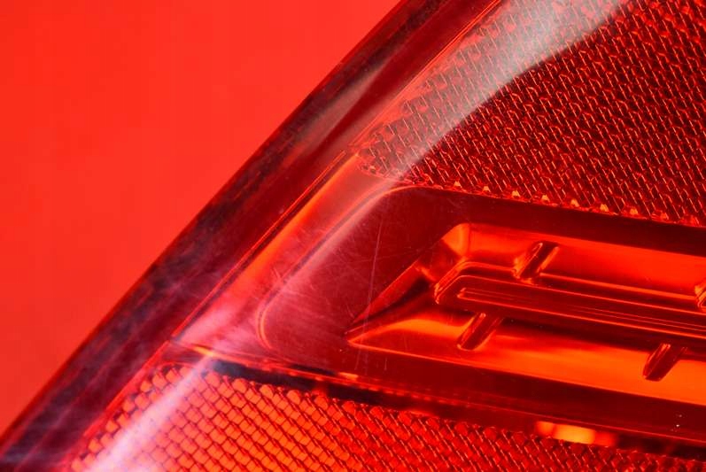 фото №13, Лампа правая задняя задняя peugeot 301 12-17