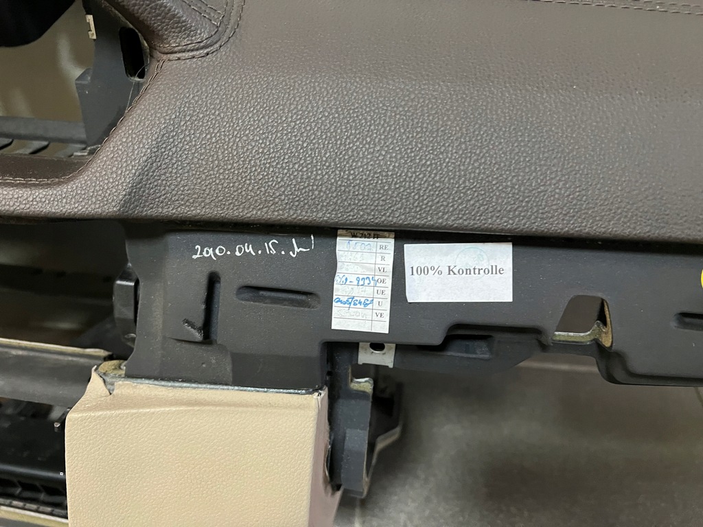 фото №8, Mercedes w212 приборная панель кожа коричневая obszywana подушка безопасности