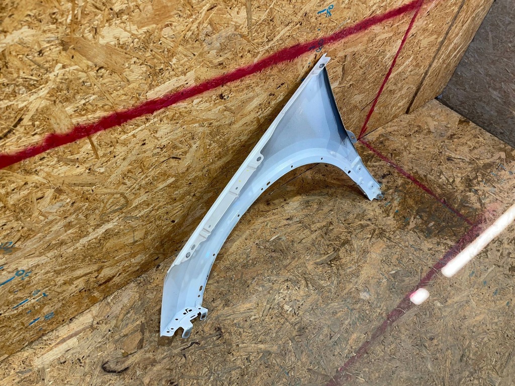 фото №9, Volvo xc40 xc-40 17- крыло правый перед передний