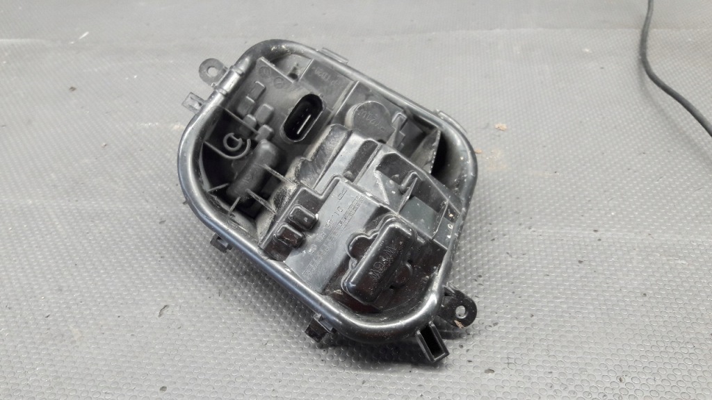 фото №1, Вкладыш лампы правый задняя audi a4 b9 kombi