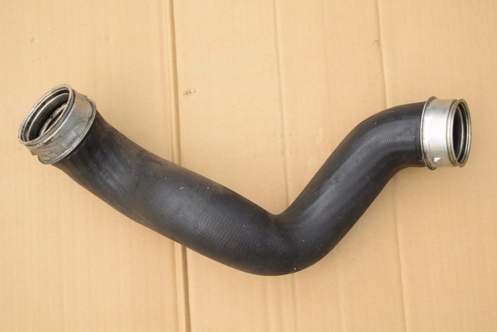 Купити Mercedes w219 w211 3.0 cdi патрубок труба інтеркулер 2115282682