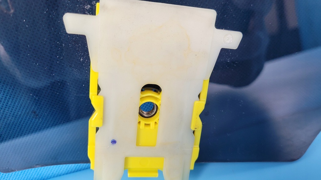 фото №7, Mercedes eqe 350+ 23r стекло дверь правый задняя 23r a2957351600