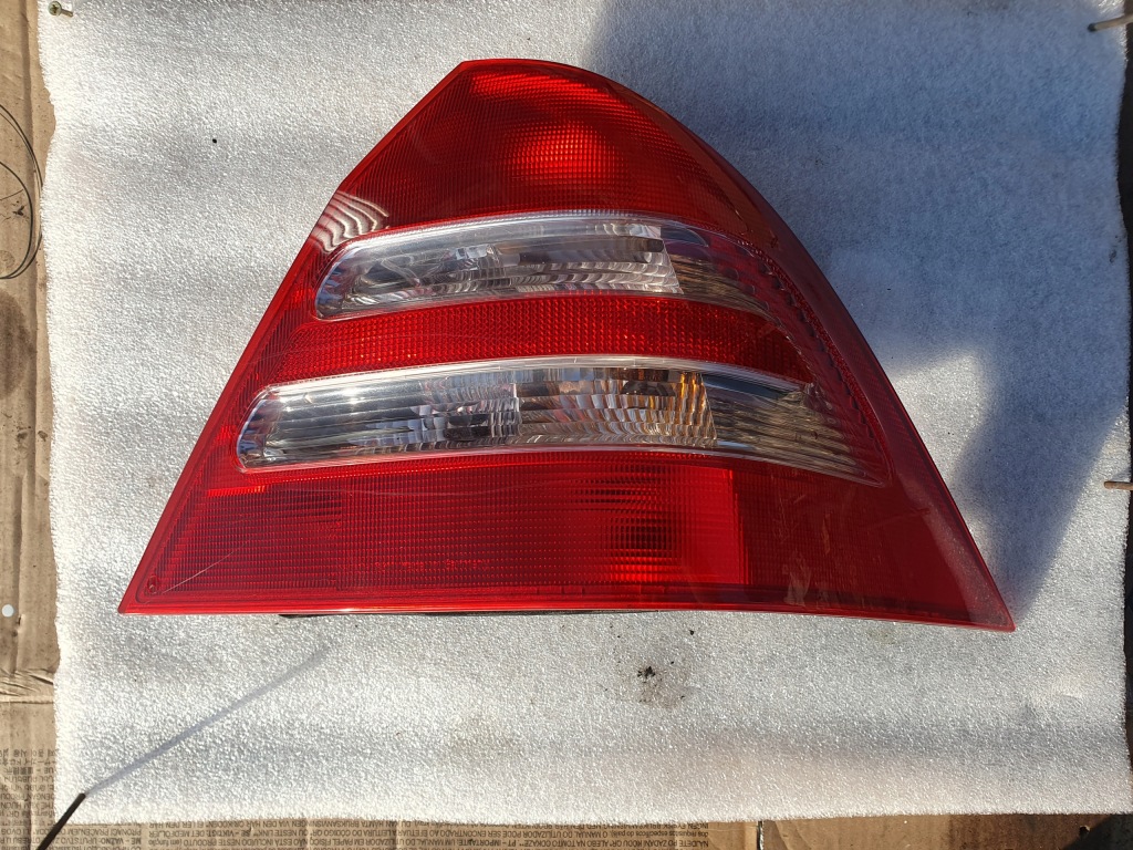 Крышка заливной бака топлива mercedes c200 w203 01r компрессор 2.0 kod 189 Цена