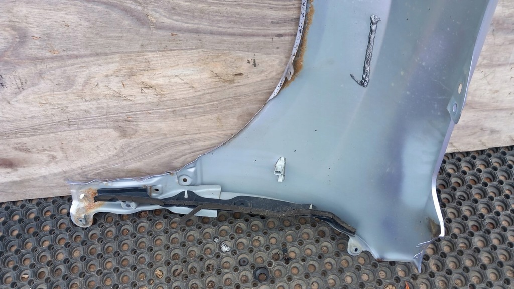 фото №10, Mazda 6 gh крыло перед правый 39w