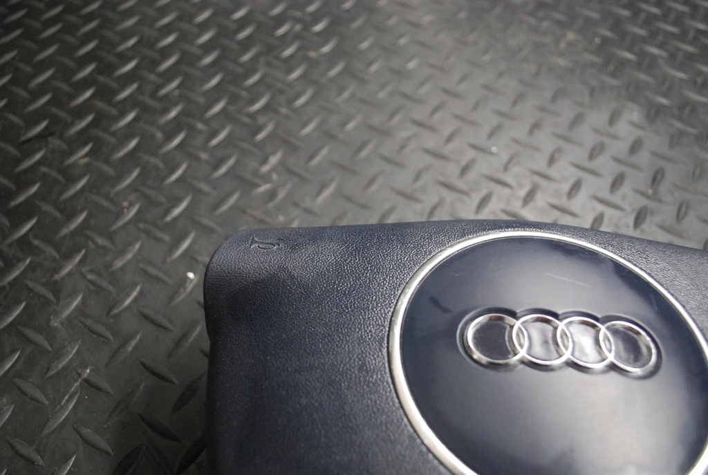 фото №7, Подушка подушка безопасности руля audi a4 b6 8e0880201aa