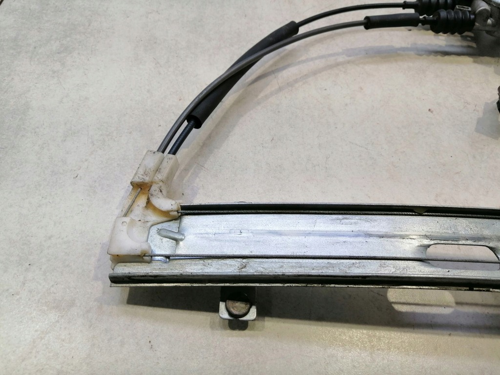 фото №8, Подъемник стекло правый задняя kia shuma ii wh045da