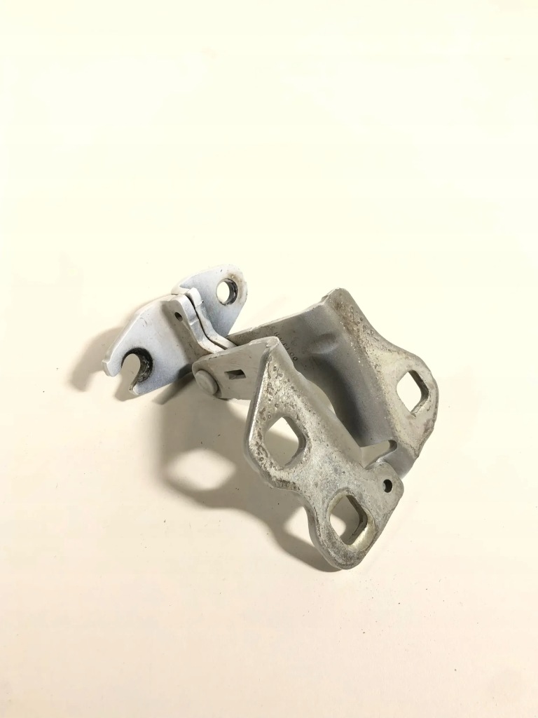 Tesla model 3 2019 петли Оригинал