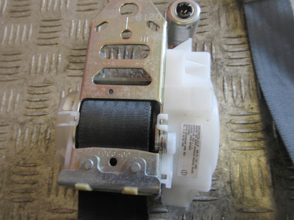 фото №3, Pas безпеки лівий перед avensis t27 iii