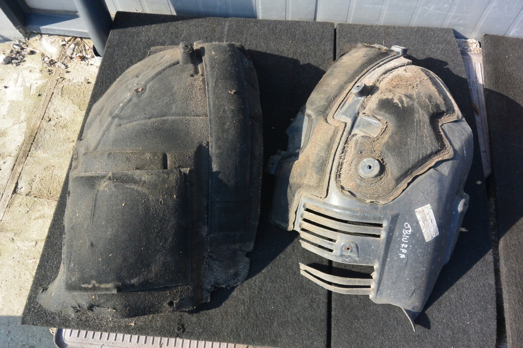 Купити Підкрилок комплект  праве перед maserati ghibli iii