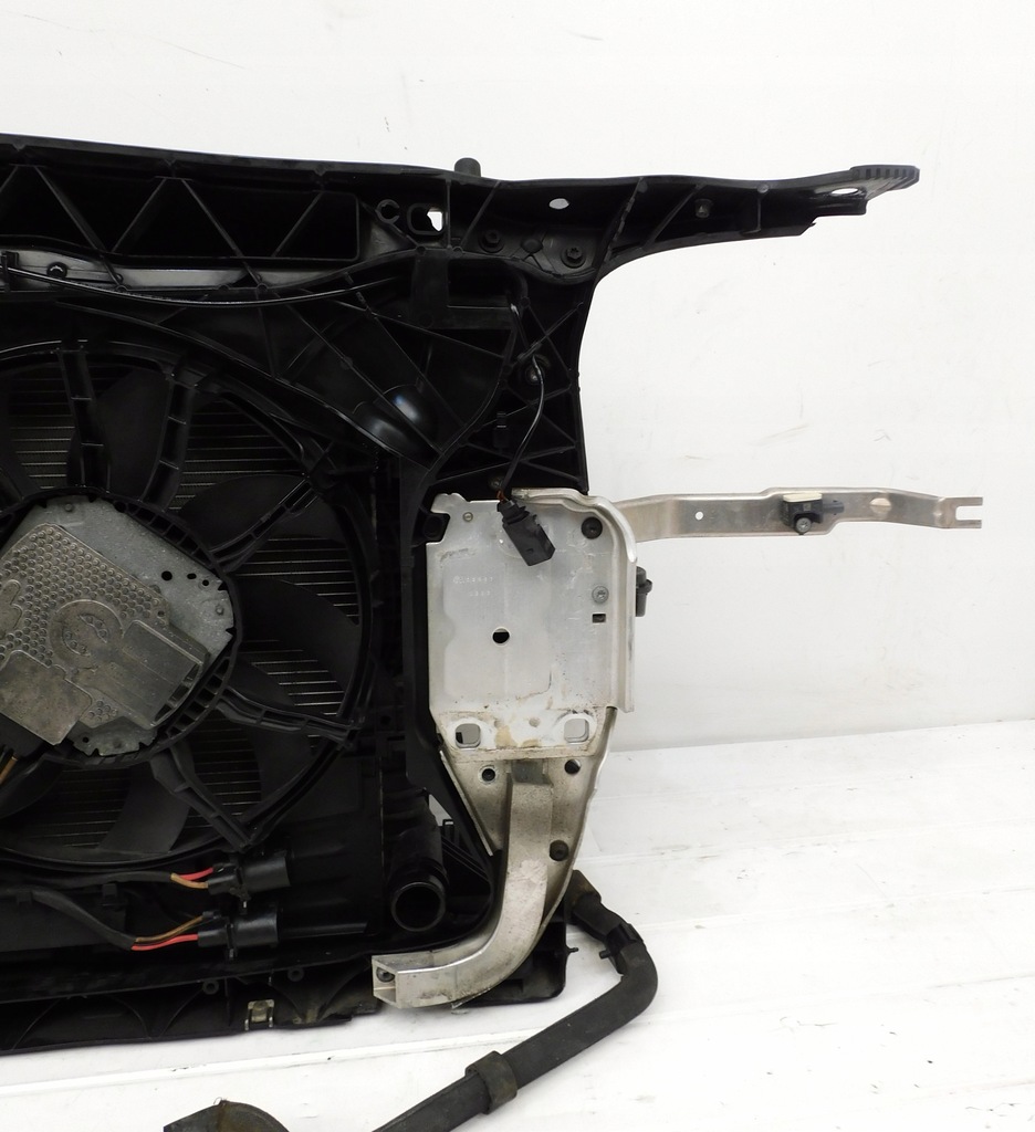 фото №15, Audi a7 4g8 усилитель pas передний радиатор