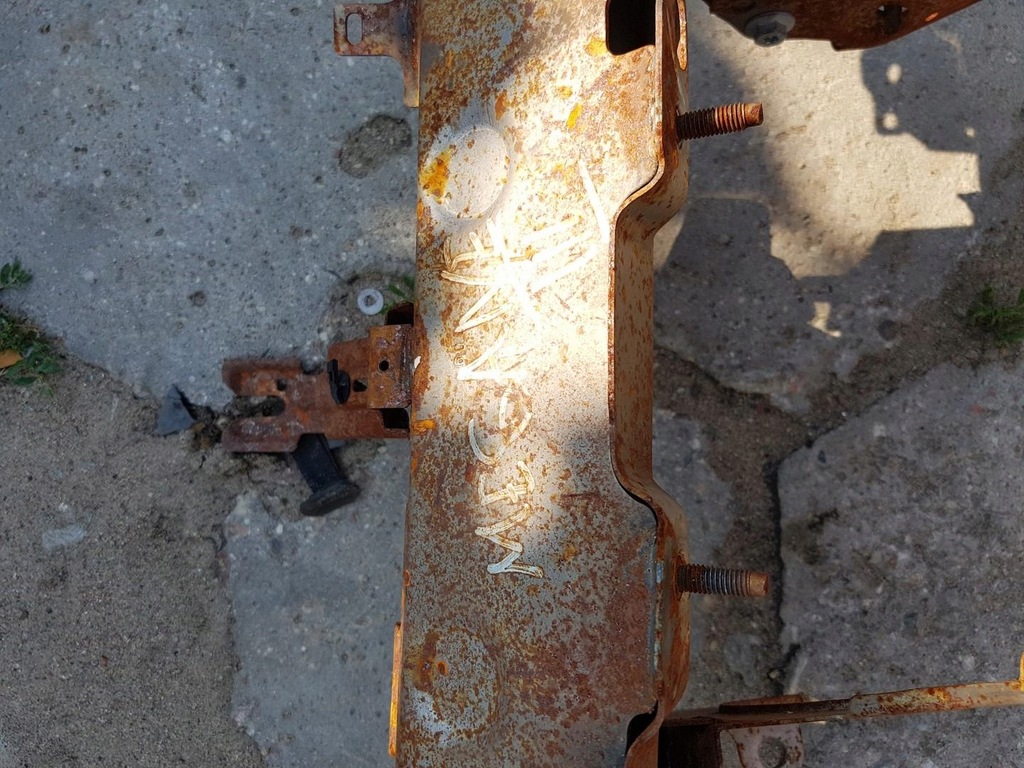 фото №4, Балка каркас консоли europa renault megane iii