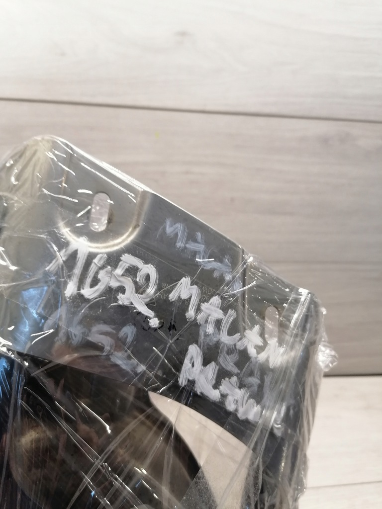 фото №12, Porsche macan наконечник вихлоп права 95b253682ah