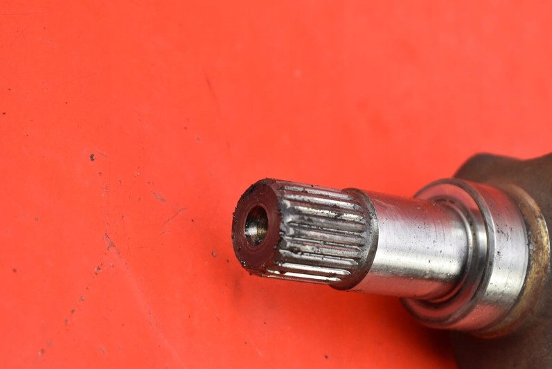 фото №8, Приводной вал левая перед citroen c4 1 i 1.4 16v 05r