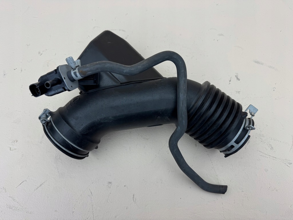 фото №1, Toyota rav4 iv 4 15r- труба воздухозаборник воздуха 17880-36110 hybrid