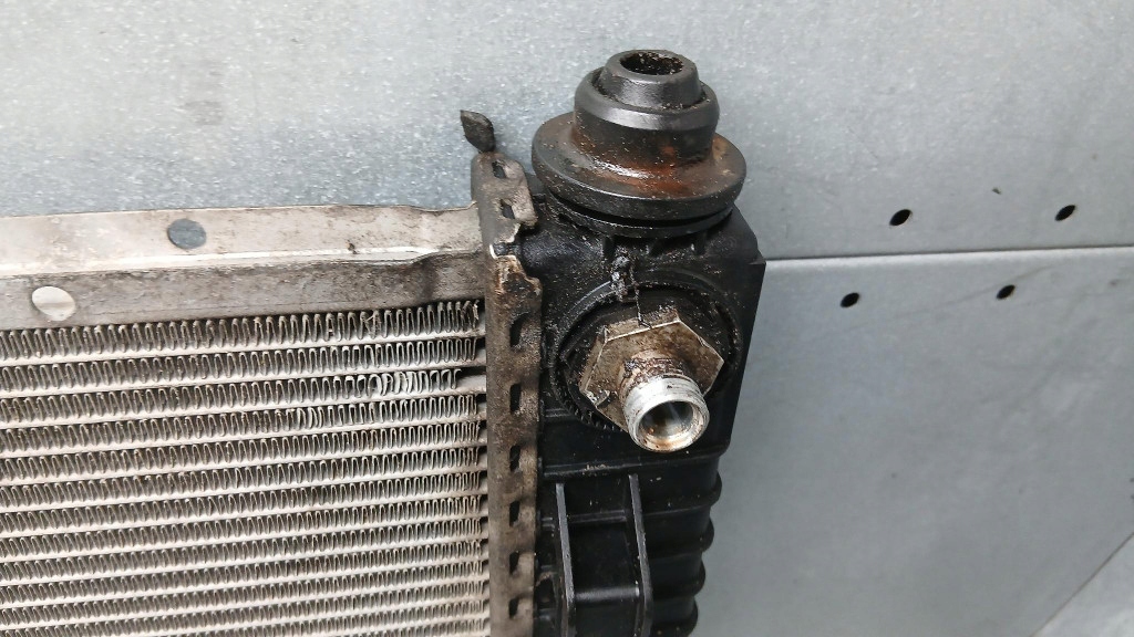 Радіатор води mercedes vaneo w414 01-05r 1.7cdi a1685001602 Оригінал