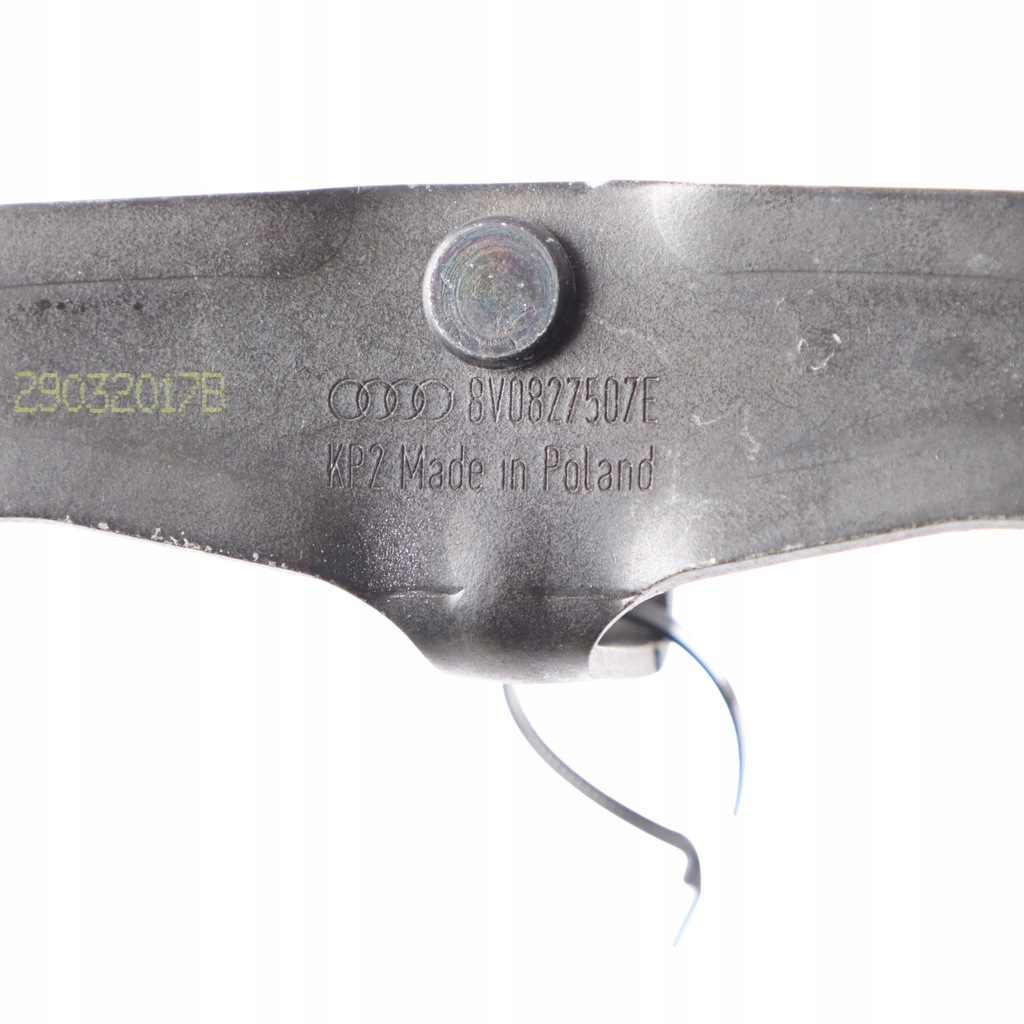 фото №9, Audi a3 s3 8v sportback крепление засов замка задней крышки 8v0827507e