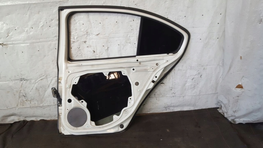 фото №9, Дверь задняя задние правое skoda octavia ii 1026