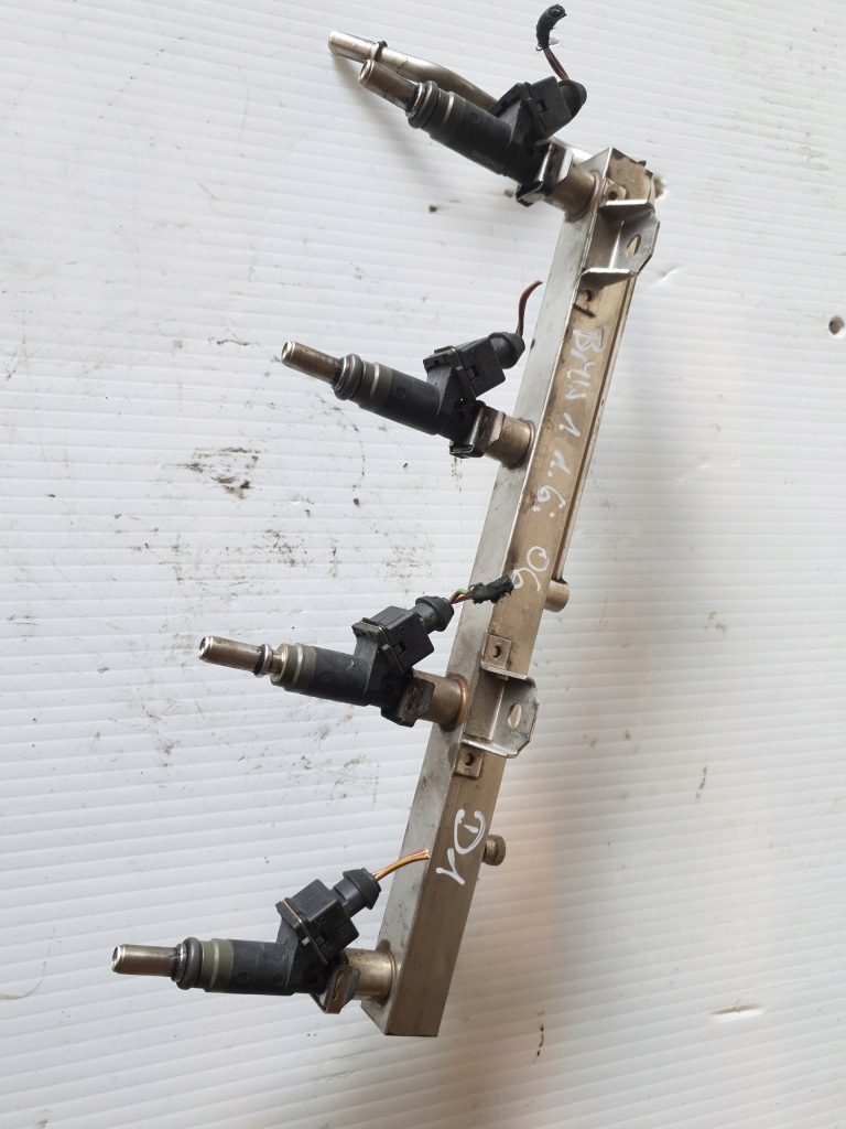 фото №1, Молдинг впрыскная bmw 1 e87 1,6 7530420