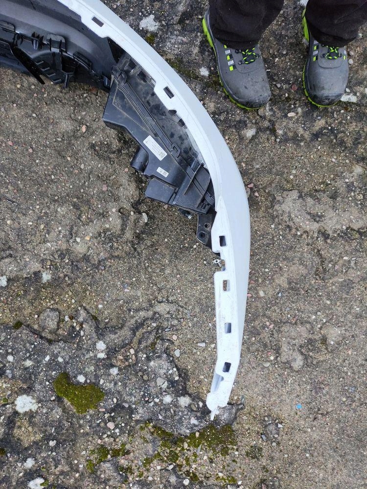 Tesla y бампер перед Доставка